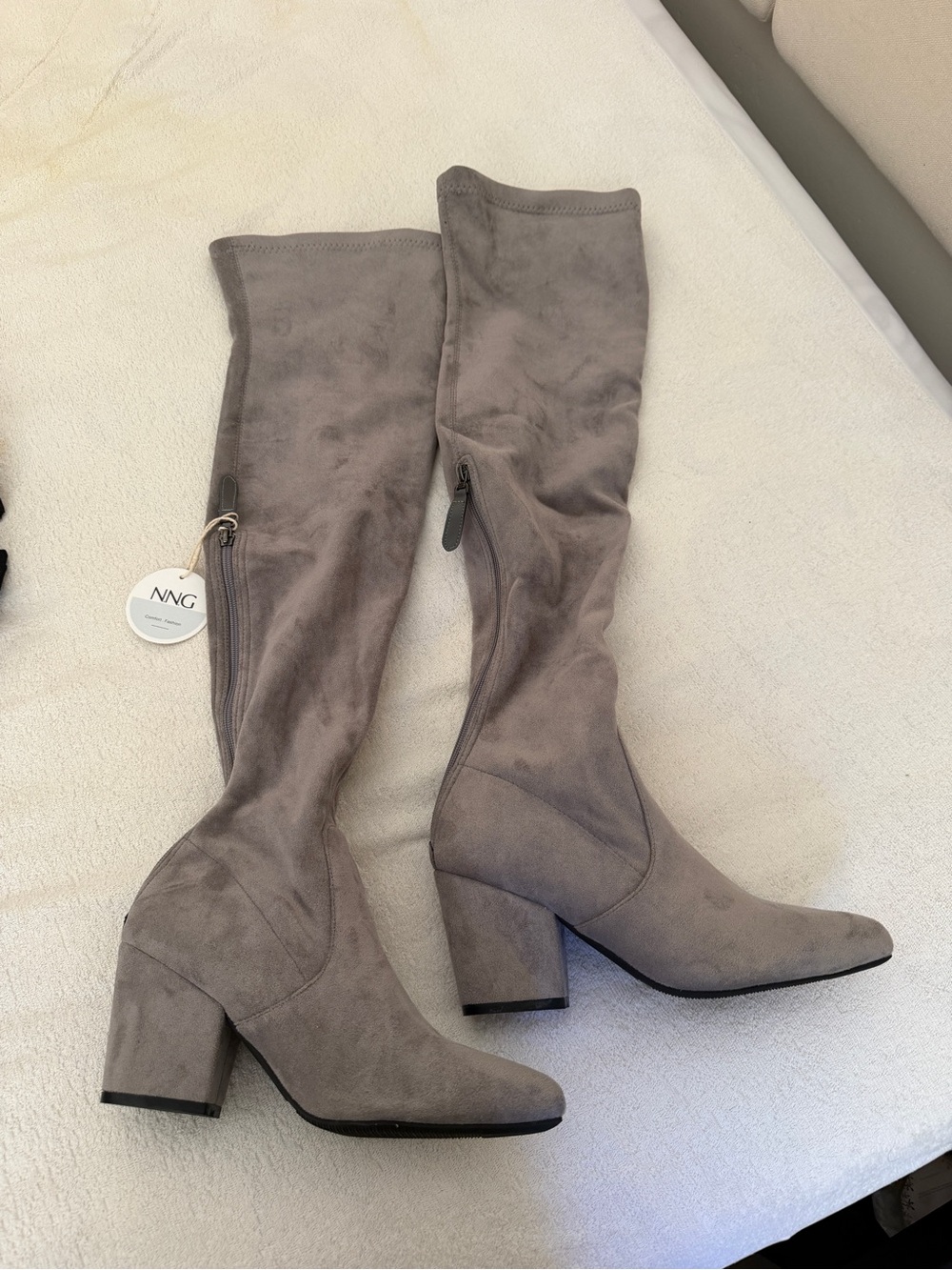 NWT NNG brand Grey Suede Over-the-Knee Block Heel Boots Sz 41